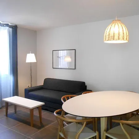 Flats Friends Soho فندق فالنسيا